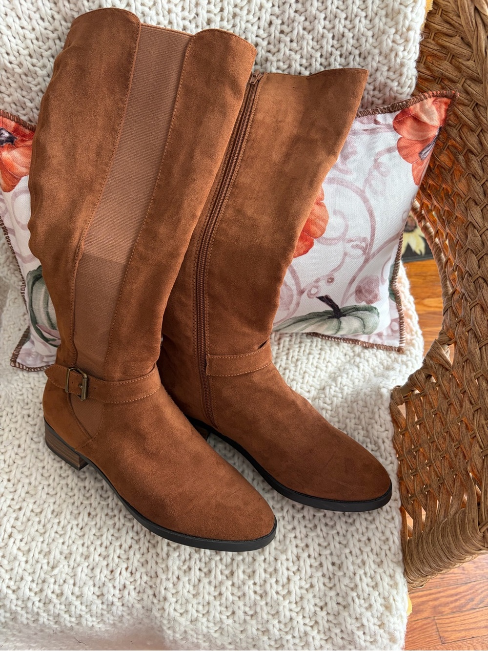 American Eagle Tall Women's Suede Knee High Boots